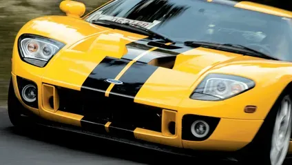 Юбилейные фары суперкара Ford GT