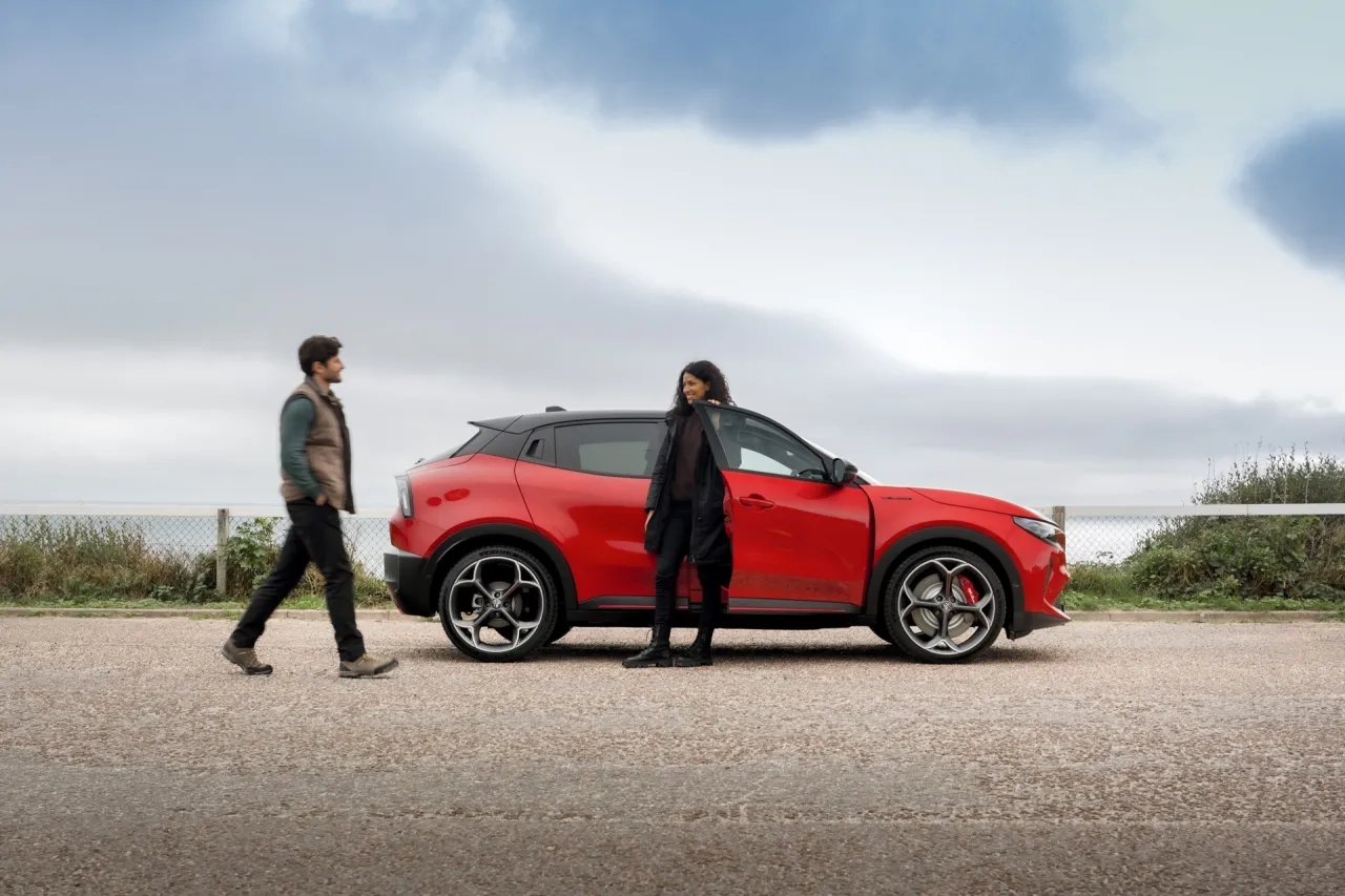 Электрокар Alfa Romeo Junior в роли идеального компаньона для свиданий