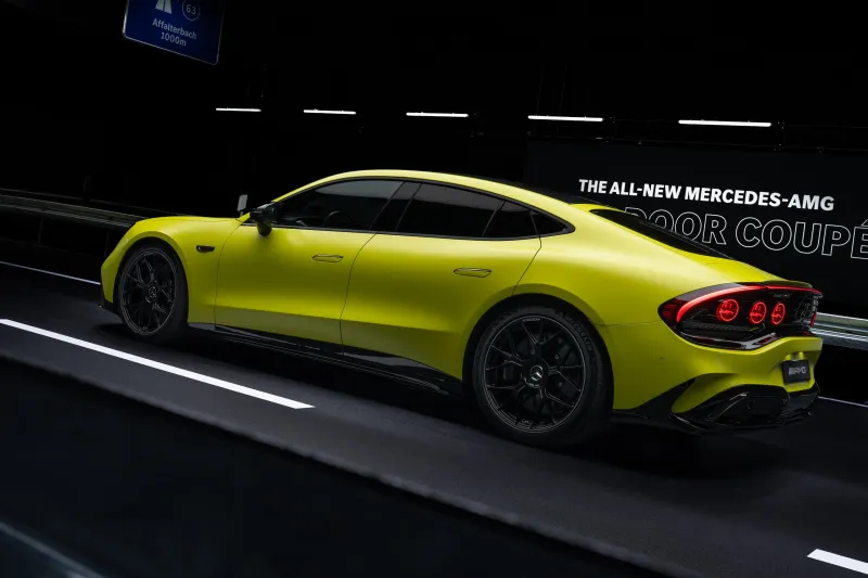 Как ревет поддельный V8 на AMG GT с 1153 л.с.
