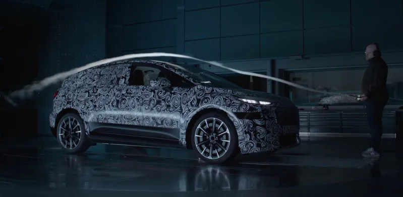 Новый электромобиль Audi обещает быть драйверским