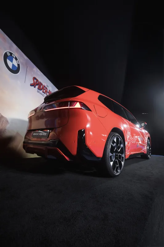 Недовольные владельцы BMW обсуждают появление рекламы в интерфейсе авто