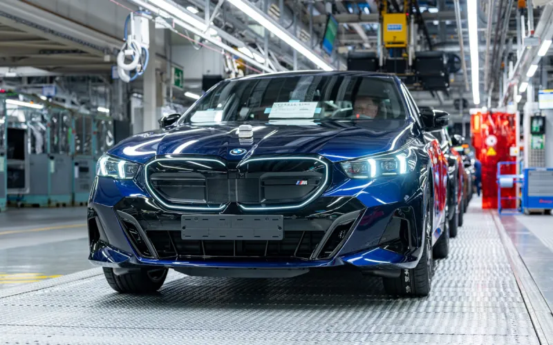 Смешанное производство EV и ДВС на заводах BMW