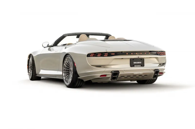 У Brabus Bodo Cabriolet задний спойлер работает как аэродинамический тормоз при 87 милях в час
