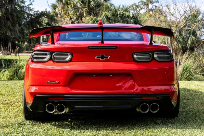За два месяца на Camaro преодолено 370 миль, заработано на Mustang