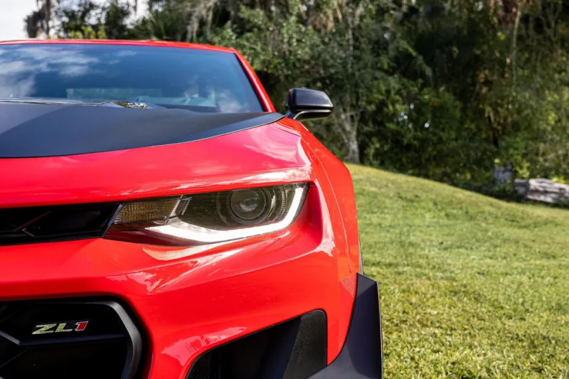 370 миль за два месяца на Camaro – прибыль для Mustang