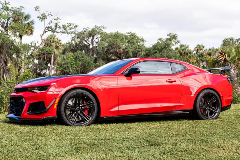 370 миль на Camaro за два месяца – заработано на Mustang