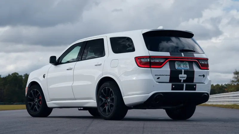 Dodge Hellcat Durango: доступность мощных двигателей V8