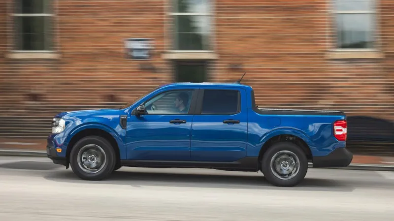 Ford Maverick XLT FWD 2024 года