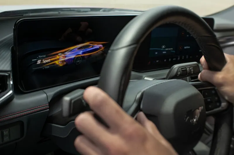 Компания Ford представила внедорожную версию Mustang с двигателем V8 без заднего привода