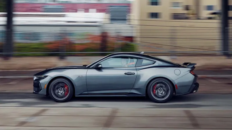 Ford Mustang GT 2026 года — спортивный атлет