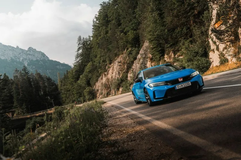 Honda Civic Type R получит детали HRC и появится в США (вариант 6)