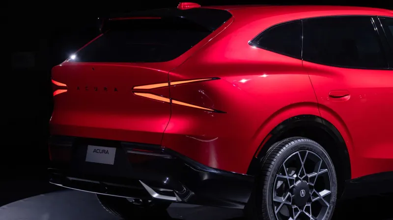 Эскиз будущего гибридного седана Honda Fastback и автомобиля Acura RDX без EV