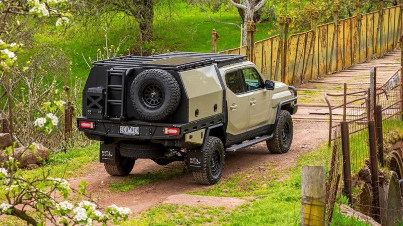 Kia Tasman демонстрирует свои внедорожные возможности с комплектом от ARB