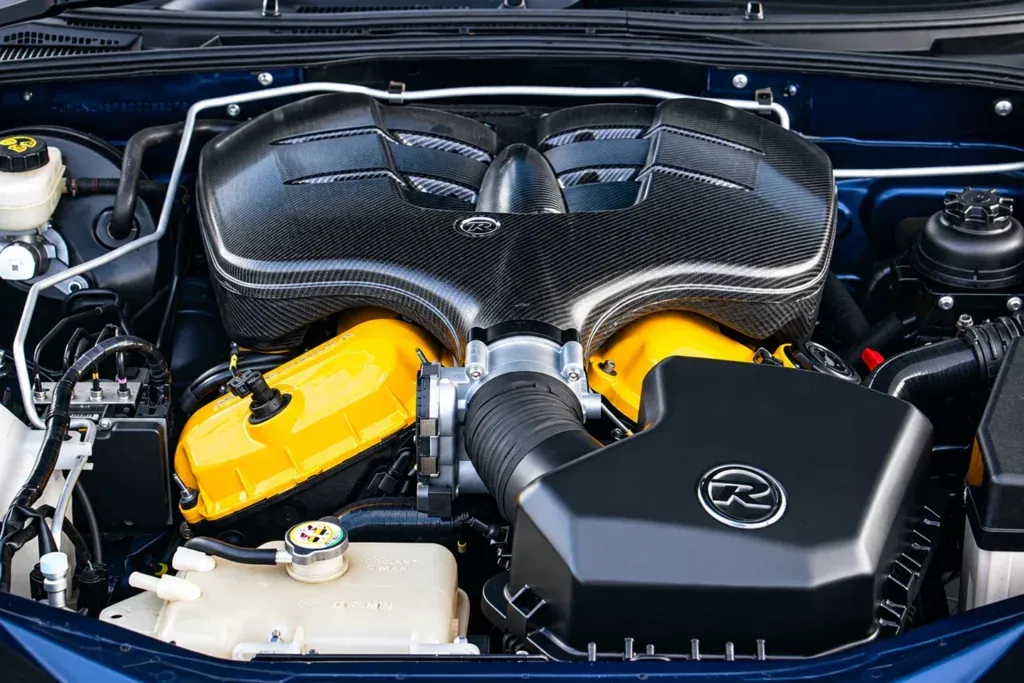 Интерьер и экстерьер доработанной британскими специалистами модели Mazda MX-5 NC