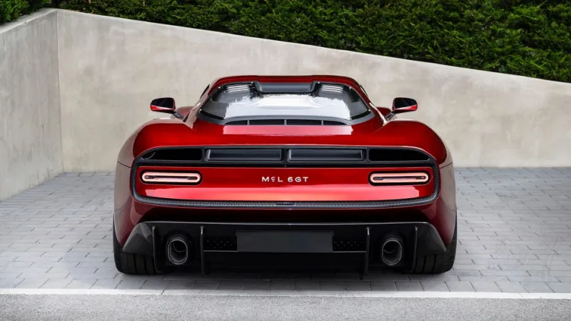 McLaren McL 6GT — вид спереди
