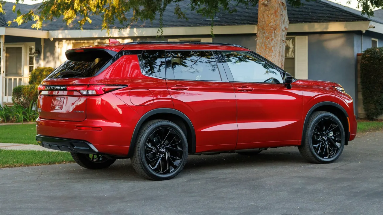 Nissan Bets The Farm On Hybrids In North America