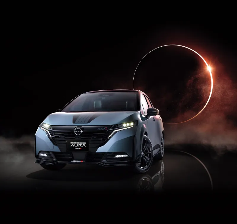 Агрессивный аэродинамический обвес нового спортивного хэтчбека Nissan Aura Nismo