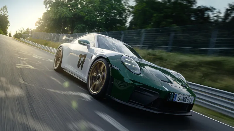 Уникальный 911 GT3 от Порше, недоступный для покупки в США