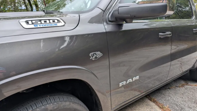 Ram подтверждает, что дни Hemi V8 с мягким гибридом сочтены