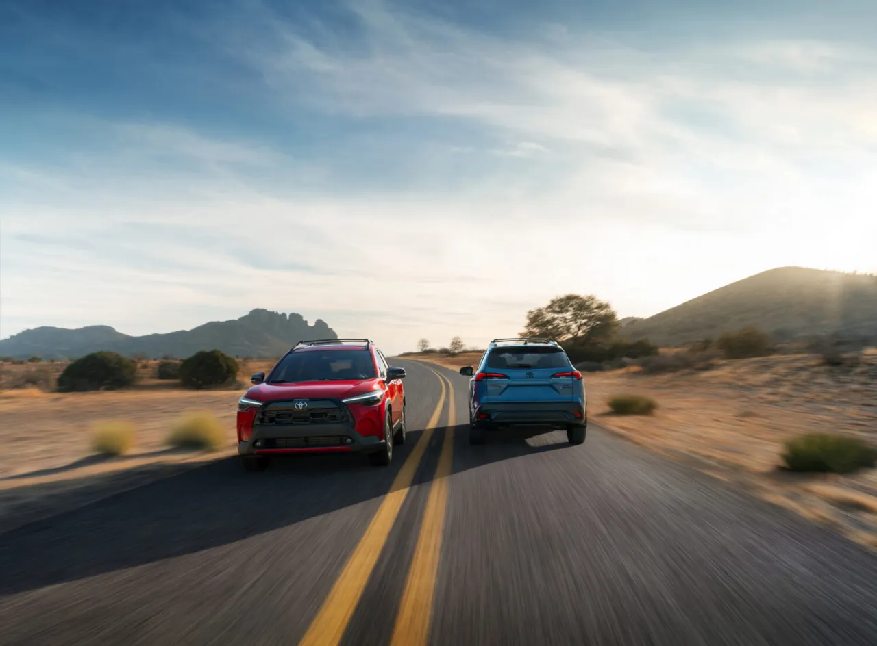 Задняя часть гибридного кроссовера Toyota Corolla Cross SE