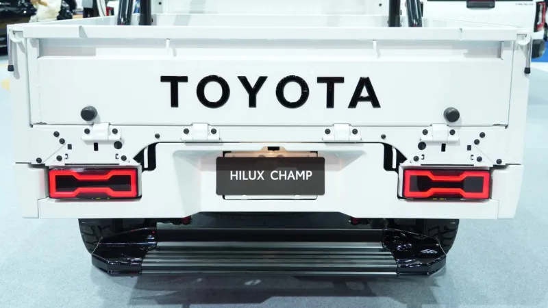 Toyota Hilux Champ: пикап с характером Brabus