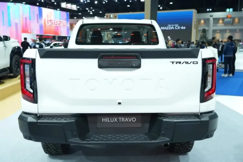Toyota Hilux Champ: рестайлинг от Brabus