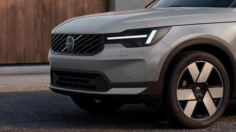 Стильный дизайн кузова обновленного Volvo XC40