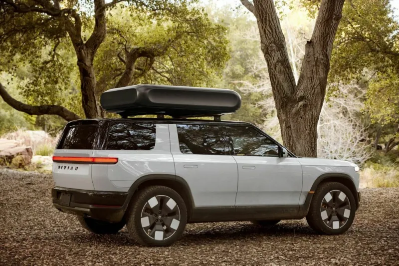 Volkswagen делает ставку на Rivian для улучшения ПО своих бензиновых автомобилей