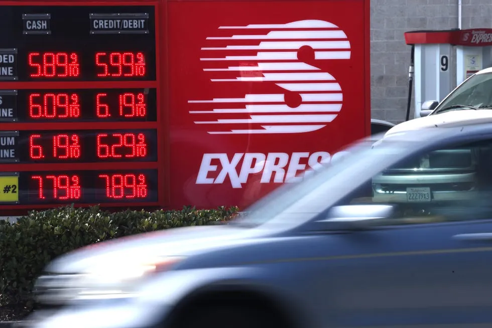 Gas prices continue to rise in the Southland.