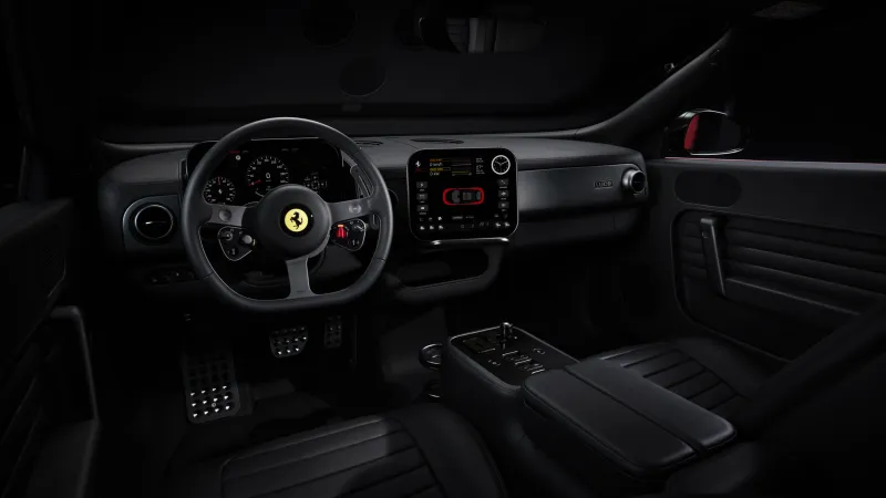 Глава Ferrari: традиционные автомобили остаются в производстве