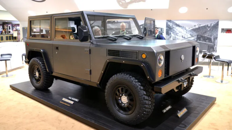 Электромобильный стартап Bollinger, потерпевший крах, продаёт 20 грузовиков, а Мичиган требует компенсации