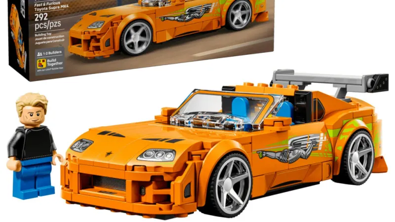 Яркий оранжевый спорткар из культового кино в формате Lego