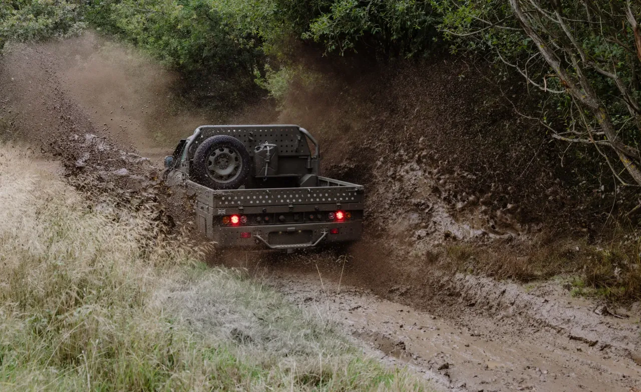Новые военные версии Land Rover Defender Wolf Series II