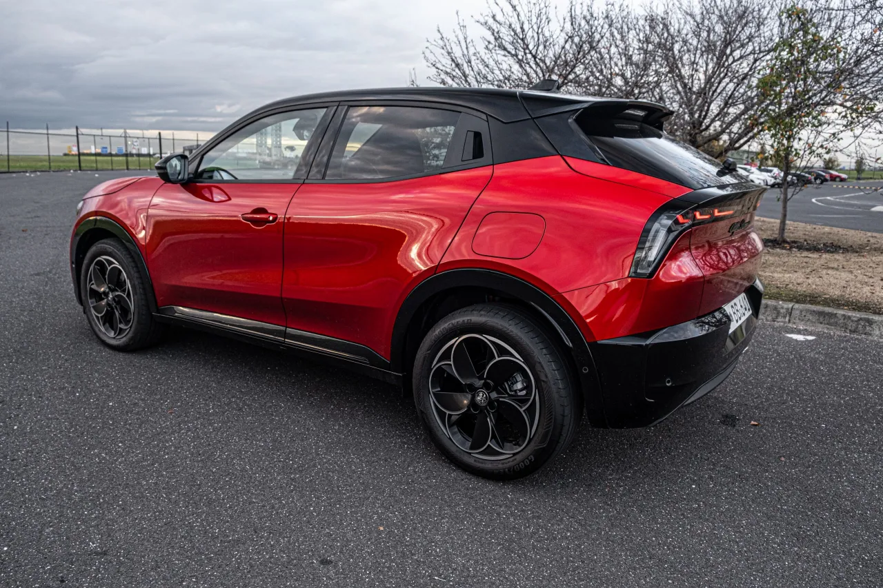 Интерьер и приборная панель нового Alfa Romeo Junior