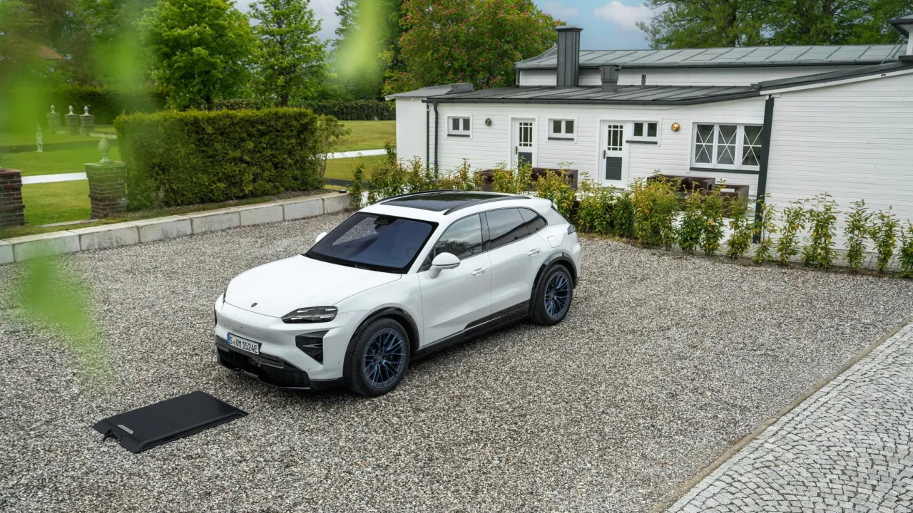New Cayenne Electric Adds Power Doors And Wireless Charging