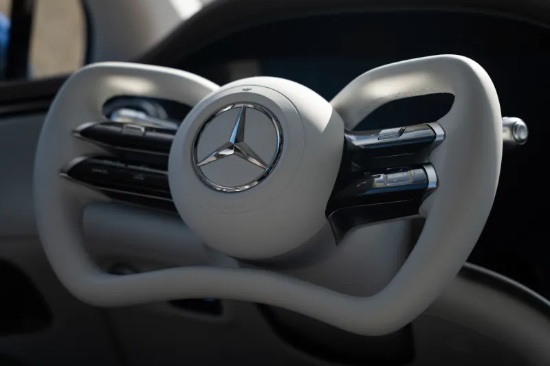 Задняя оптика Mercedes EQS после рестайлинга
