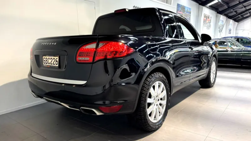Добавить Carscoops в избранные источники Google