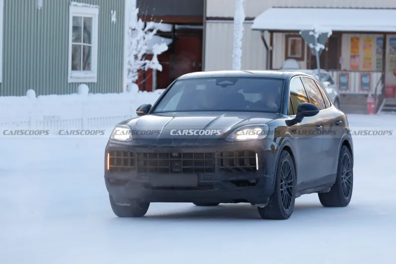 Porsche Cayenne после рестайлинга сохраняет выбор двигателей внутреннего сгорания
