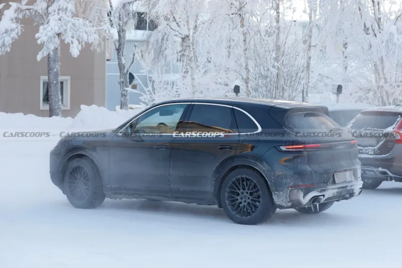Porsche Cayenne с обновлённым дизайном всё ещё доступен в версиях с ДВС