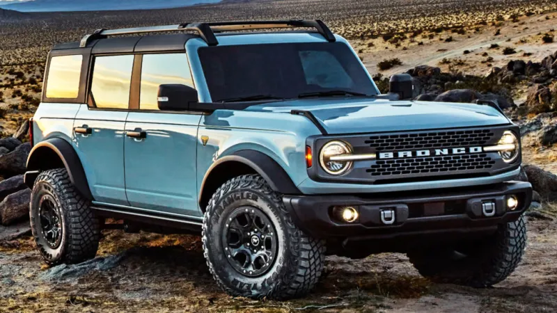 Контраст между продажами обычного Mustang и электрического Mach-E