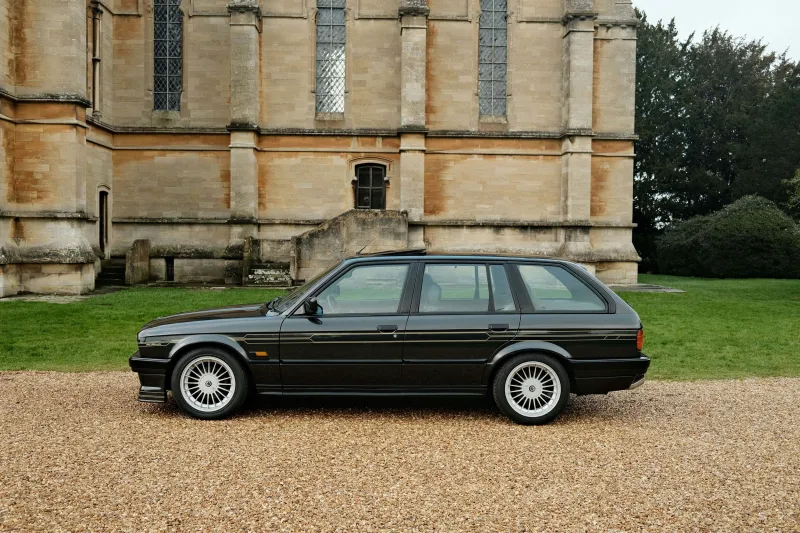 Классические линии кузова E30 Touring