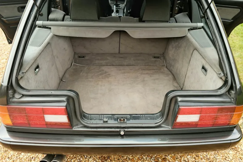Интерьер Alpina B6 2.7 Touring