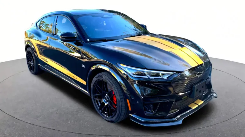 Hertz ставил цену $65 000 на Shelby Mach‑E, теперь гибок в ценах