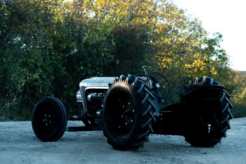 Стильный Hot Rod Lamborghini, 36 л.с., цена превосходит Revuelto