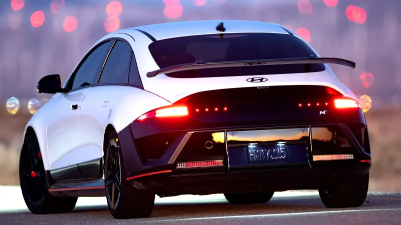 Тарифная политика: как изменится импорт автомобилей в США