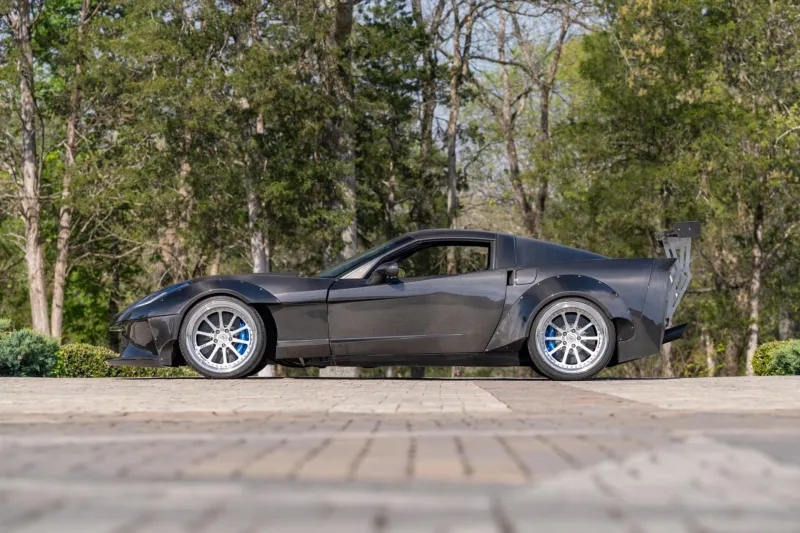 Тюнинг Corvette C6 ZR1: как добавили 35 см ширины в задней части