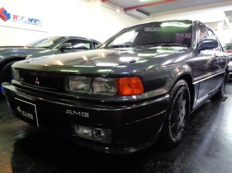 Как AMG и Mitsubishi создали легендарный седан