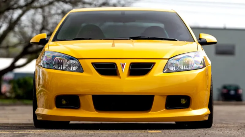 Pontiac G6 Roush: яркий седан, покоривший SEMA 2004