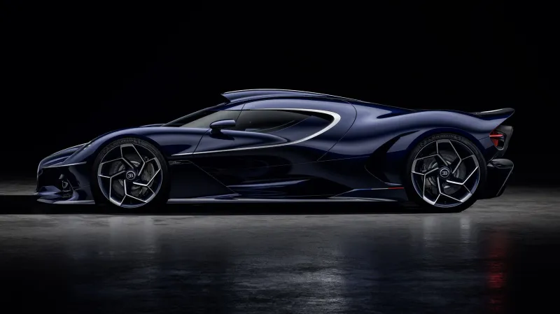 Уникальный дорожный гиперкар Bugatti с двигателем W16 для частного коллекционера
