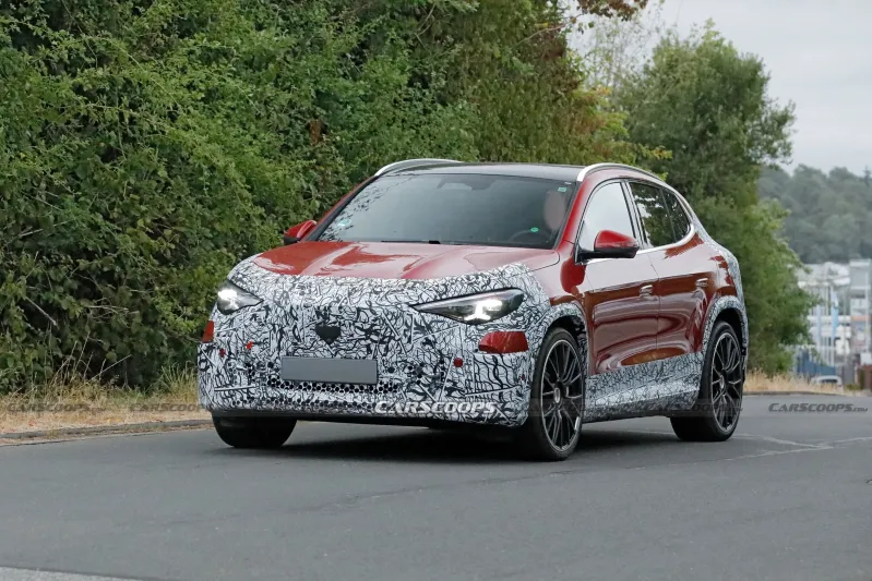 Силуэт будущего мощного кроссовера от Mercedes-AMG
